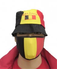 Setje van mondmasker en vissershoedje in de belgische kleuren